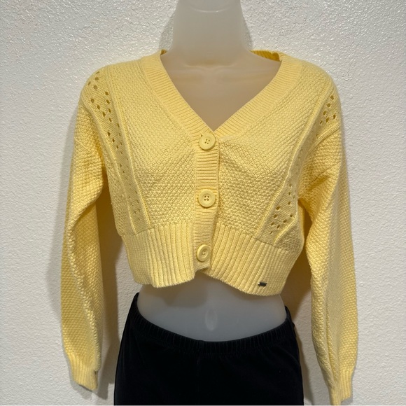 hollister yellow knit button down cropped cardigan sweater long sleeve top shirt - Picture 1 of 7